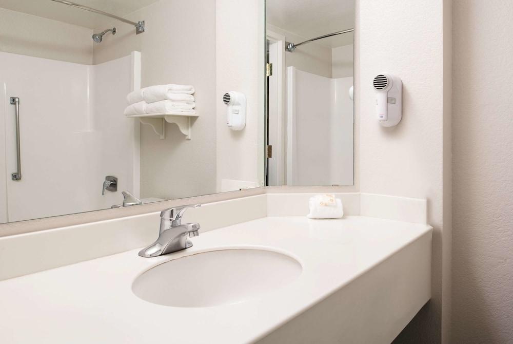 La Quinta By Wyndham Tacoma - Seattle Otel Dış mekan fotoğraf